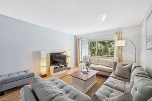 72 7th St S, Naples, FL 34102 - Photo 7