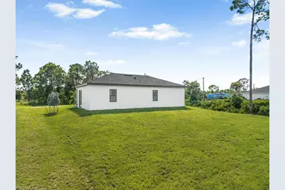 739 Ferguson Ave S, Lehigh Acres, FL 33974 - Photo 21
