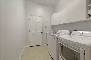 300 Wentworth Ct, Naples, FL 34104 - Photo 29