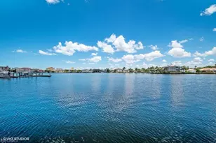 400 Flagship Dr, Naples, FL 34108 - Photo 27