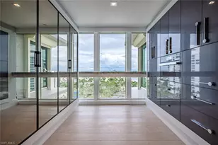 4051 Gulf Shore Blvd N, Naples, FL 34103 - Photo 23