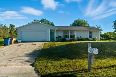 2801 28th St SW, Lehigh Acres, FL 33976 - Photo 15