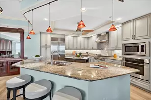 285 Grande Way, Naples, FL 34110 - Photo 13