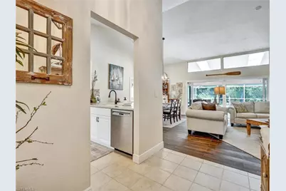 421 Countryside Dr, Naples, FL 34104 - Photo 9