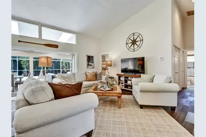 421 Countryside Dr, Naples, FL 34104 - Photo 15