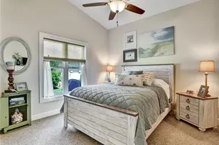 421 Countryside Dr, Naples, FL 34104 - Photo 23