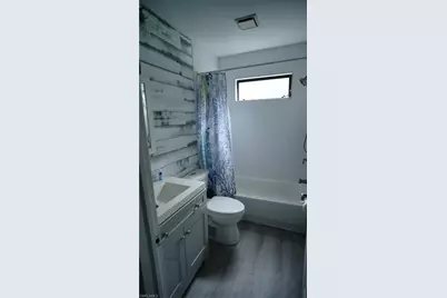 17625 Island Inlet Ct, Fort Myers, FL 33908 - Photo 7