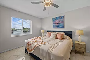 10686 Gulf Shore Dr, Naples, FL 34108 - Photo 15