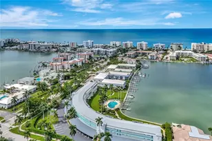 383 Harbour Dr, Naples, FL 34103 - Photo 35