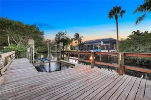 27080 Flamingo Dr, Bonita Springs, FL 34135 - Photo 43