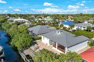 27080 Flamingo Dr, Bonita Springs, FL 34135 - Photo 35