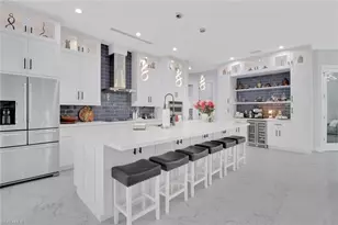 2419 6th Ave SE, Naples, FL 34117 - Photo 9