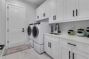 2419 6th Ave SE, Naples, FL 34117 - Photo 31