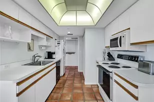 6361 Pelican Bay Blvd, Naples, FL 34108 - Photo 13