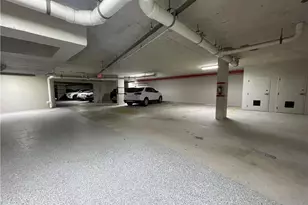 13105 Vanderbilt Dr, Naples, FL 34110 - Photo 15