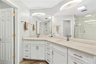 9101 Vanderbilt Dr, Naples, FL 34108 - Photo 19