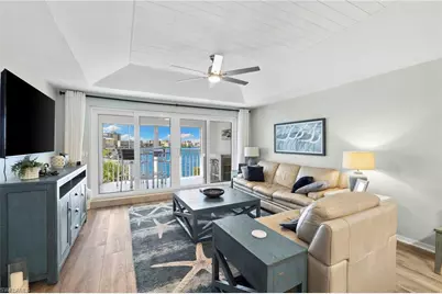 9101 Vanderbilt Dr #302, Naples, FL 34108 - Photo 3