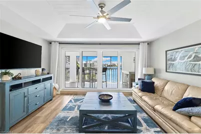 9101 Vanderbilt Dr #302, Naples, FL 34108 - Photo 5