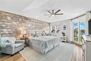 9101 Vanderbilt Dr, Naples, FL 34108 - Photo 15