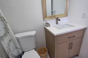 160 Turtle Lake Ct, Naples, FL 34105 - Photo 13