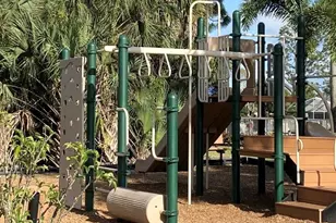 7715 Woodbrook Cir, Naples, FL 34104 - Photo 41