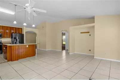 2905 NE 1st Pl, Cape Coral, FL 33909 - Photo 9