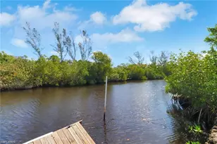 2447 Harbor Rd, Naples, FL 34104 - Photo 9