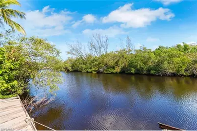 2447 Harbor Rd, Naples, FL 34104 - Photo 7