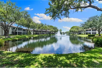 200 Diamond Cir #207, Naples, FL 34110 - Photo 3