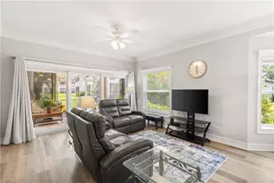 200 Diamond Cir, Naples, FL 34110 - Photo 7