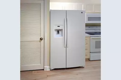 5035 Cedar Springs Dr #203, Naples, FL 34110 - Photo 9