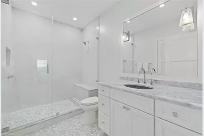 360 Carlton Pl #11, Naples, FL 34108 - Photo 5