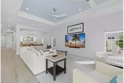 360 Carlton Pl #11, Naples, FL 34108 - Photo 7