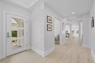 360 Carlton Pl, Naples, FL 34108 - Photo 3