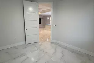 4227 47th Ave NE, Naples, FL 34120 - Photo 7