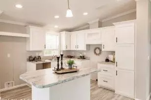 4684 Lahaina Ln, Bonita Springs, FL 34134 - Photo 9