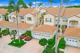 8375 Excalibur Cir, Naples, FL 34108 - Photo 15