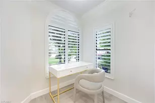 2166 Anchorage Ln, Naples, FL 34104 - Photo 19