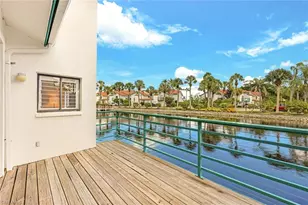 2166 Anchorage Ln, Naples, FL 34104 - Photo 21