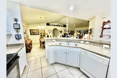 2903 38th St SW, Lehigh Acres, FL 33976 - Photo 11