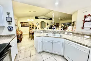 2903 38th St SW, Lehigh Acres, FL 33976 - Photo 11