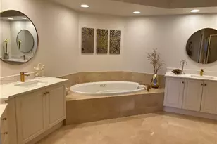 435 Dockside Dr, Naples, FL 34110 - Photo 35