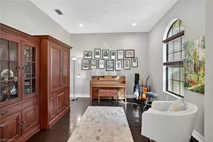 7235 Acorn Way, Naples, FL 34119 - Photo 7