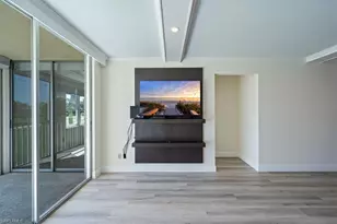 1083 Forest Lakes Dr, Naples, FL 34105 - Photo 7