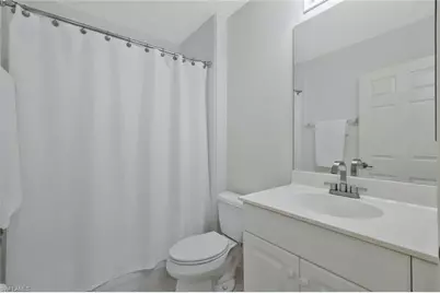 558 Vintage Reserve Ln #19B, Naples, FL 34119 - Photo 15