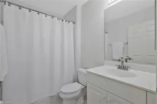 558 Vintage Reserve Ln, Naples, FL 34119 - Photo 15