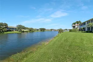 558 Vintage Reserve Ln, Naples, FL 34119 - Photo 19