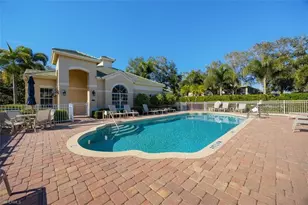 558 Vintage Reserve Ln, Naples, FL 34119 - Photo 23