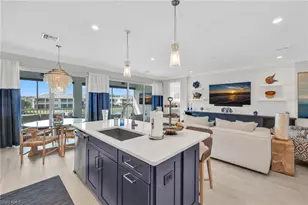 2621 Seychelles Cir, Naples, FL 34112 - Photo 9