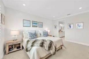 2621 Seychelles Cir, Naples, FL 34112 - Photo 15